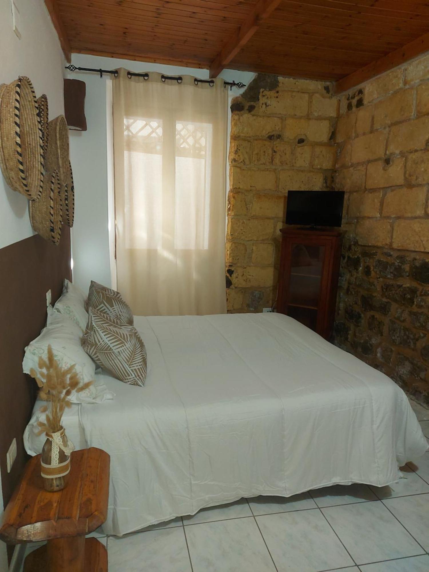 Bed And Breakfast Cala Luna Castelsardo Buitenkant foto